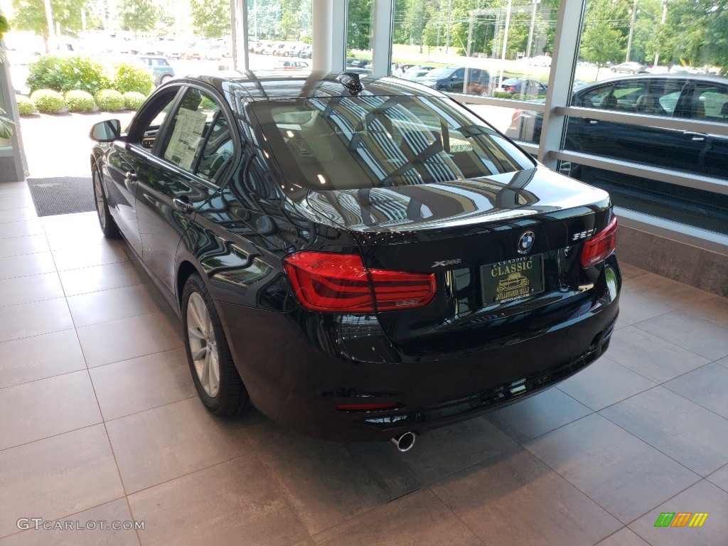 2018 3 Series 320i xDrive Sedan - Jet Black / Black photo #2