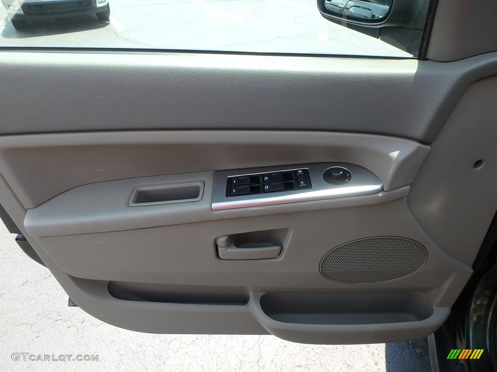 2006 Grand Cherokee Laredo 4x4 - Jeep Green Metallic / Medium Slate Gray photo #14