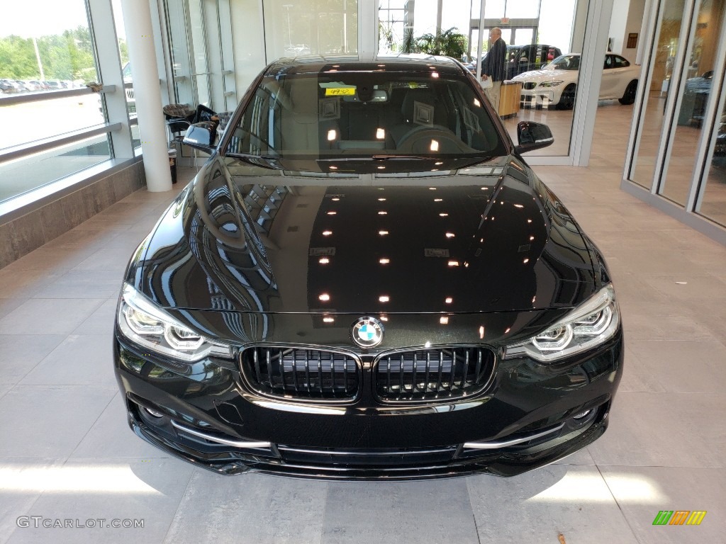 2018 3 Series 330i xDrive Sedan - Jet Black / Black photo #4