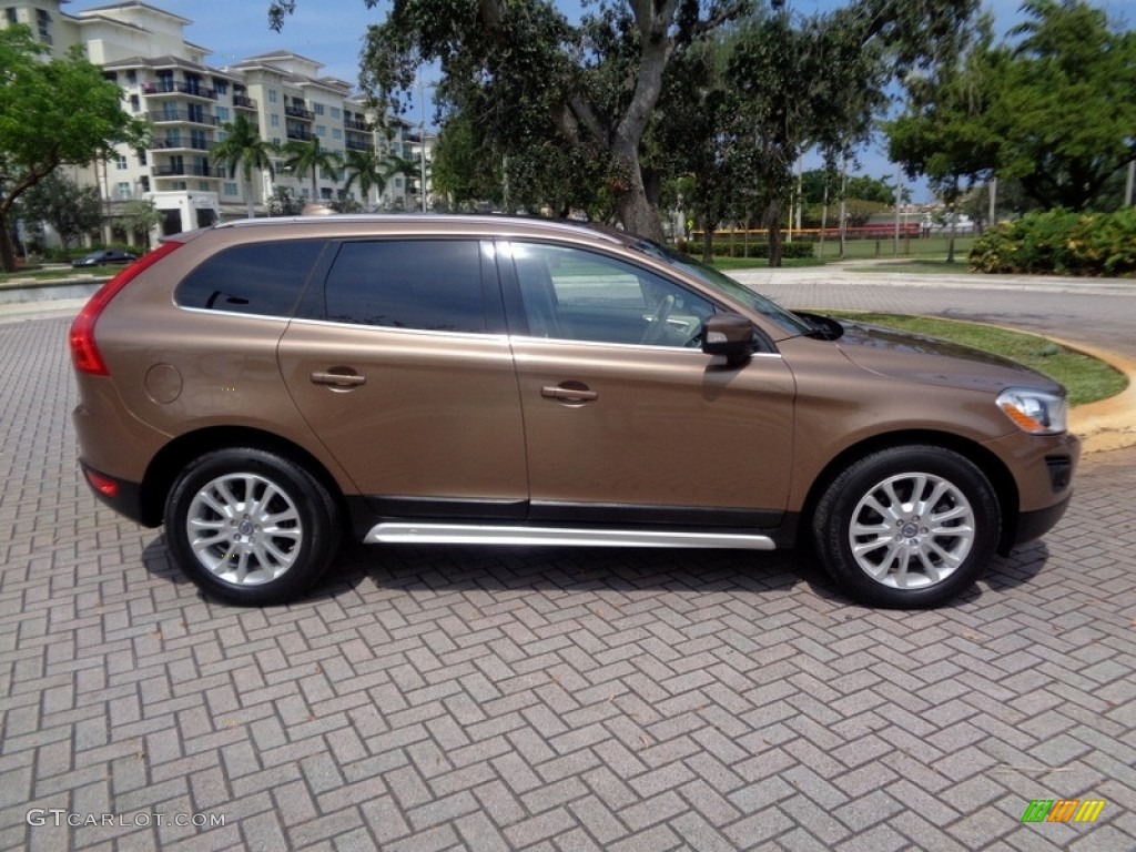 2010 XC60 T6 AWD - Terra Bronze Metallic / Sandstone/Espresso photo #12
