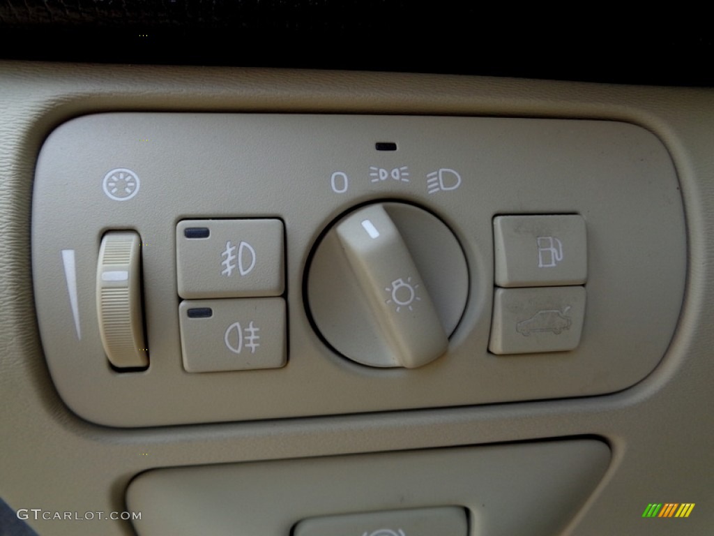 2010 XC60 T6 AWD - Terra Bronze Metallic / Sandstone/Espresso photo #32