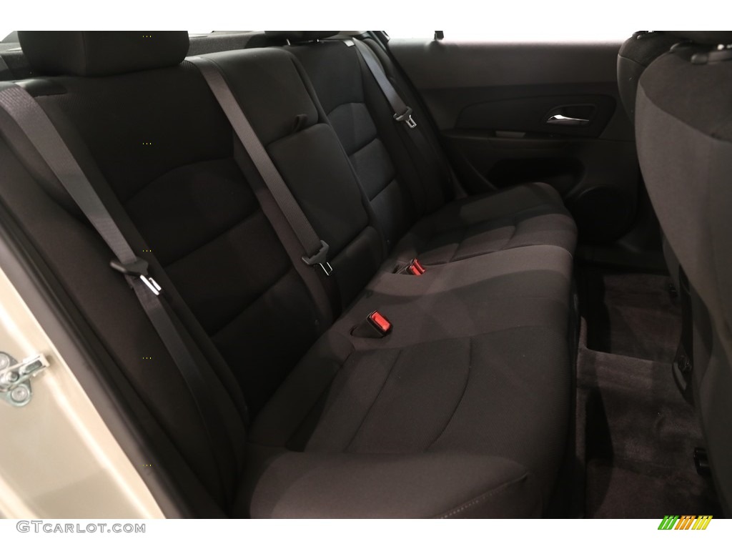 2016 Cruze Limited LT - Champagne Silver Metallic / Jet Black photo #11