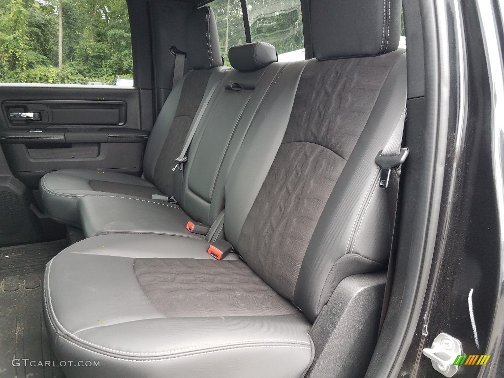 2018 1500 Rebel Crew Cab 4x4 - Brilliant Black Crystal Pearl / Black photo #3