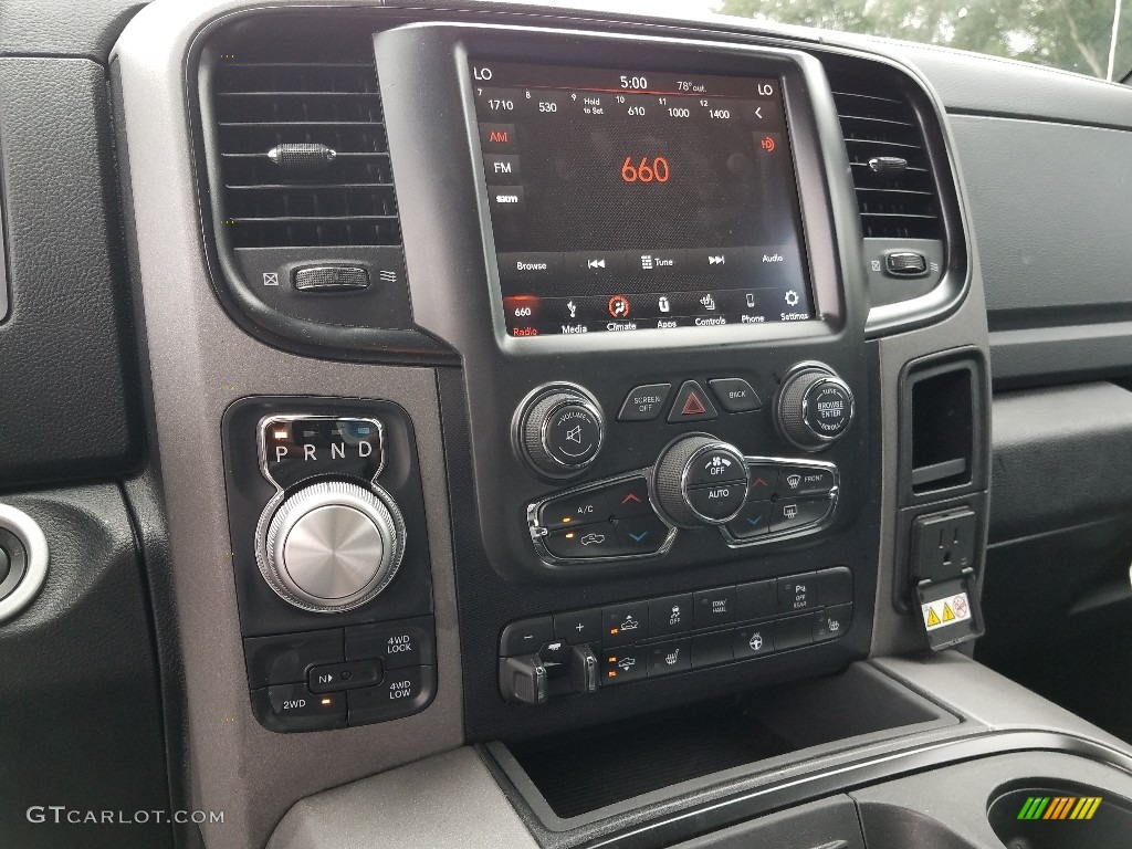2018 1500 Rebel Crew Cab 4x4 - Brilliant Black Crystal Pearl / Black photo #4