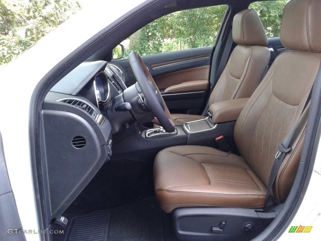 2018 Chrysler 300 C Interior Color Photos