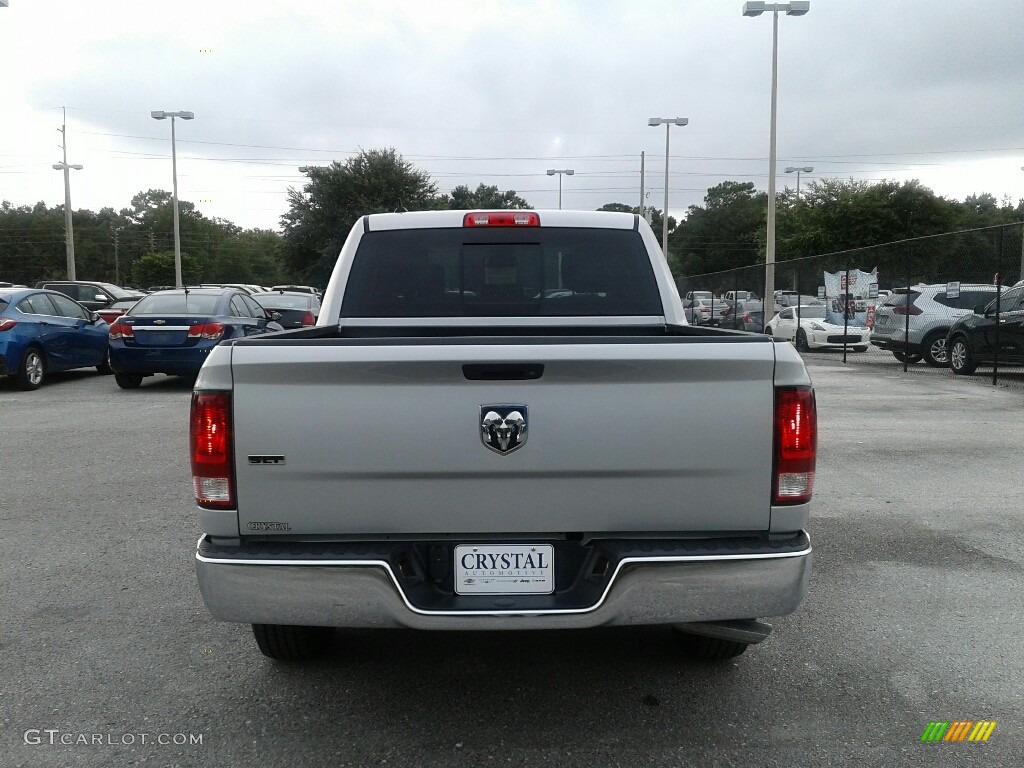 2018 1500 SLT Crew Cab - Bright Silver Metallic / Black/Diesel Gray photo #4