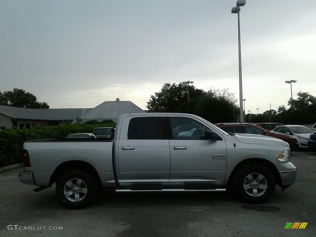 2018 1500 SLT Crew Cab - Bright Silver Metallic / Black/Diesel Gray photo #6