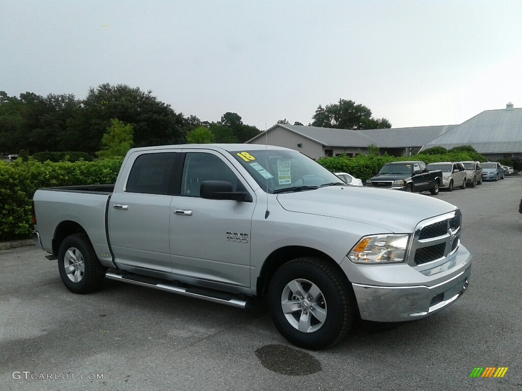 2018 1500 SLT Crew Cab - Bright Silver Metallic / Black/Diesel Gray photo #7
