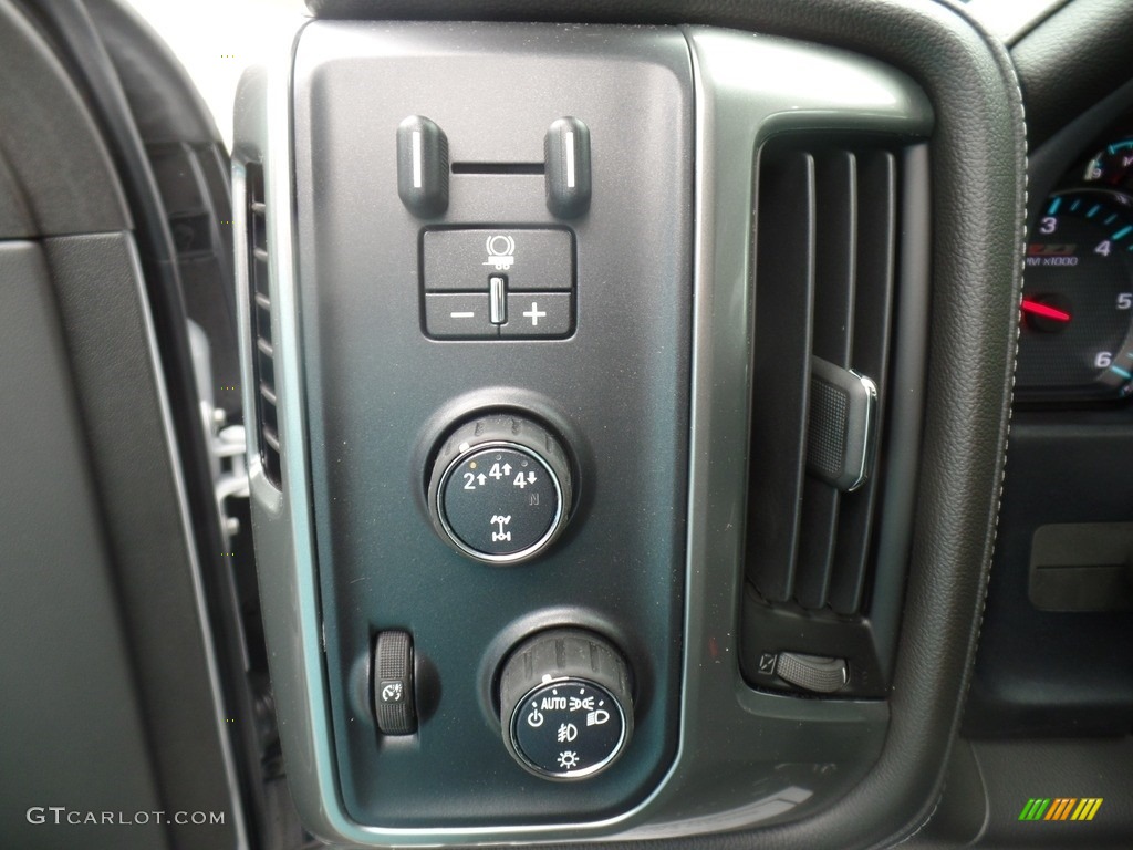 2019 Chevrolet Silverado 2500HD LTZ Crew Cab 4WD Controls Photo #128561176