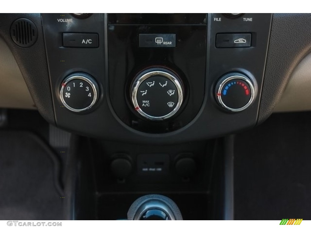 2011 Forte EX - Ebony Black / Stone photo #26