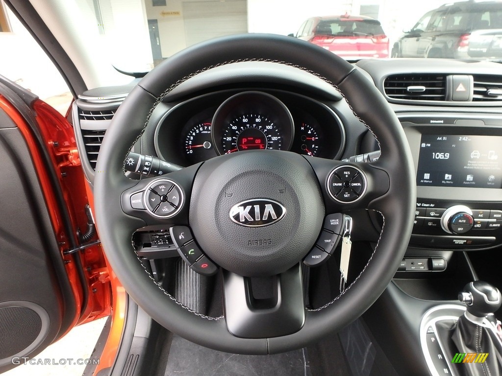 2019 Kia Soul + Black Steering Wheel Photo #128566667