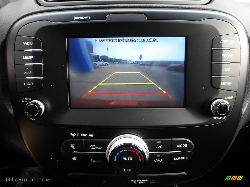 2019 Kia Soul + Controls Photo #128566742