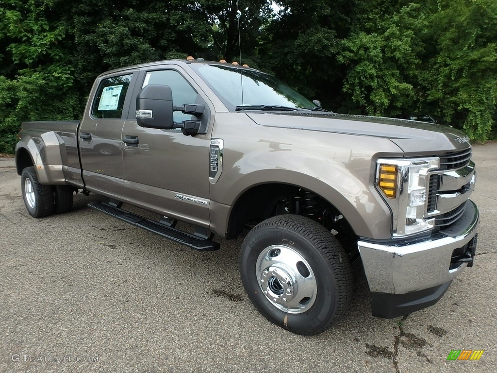 Stone Gray Metallic 2019 Ford F350 Super Duty XLT Crew Cab 4x4 Exterior Photo #128570714