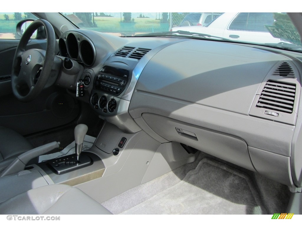 2003 Altima 2.5 S - Sheer Silver Metallic / Frost photo #21