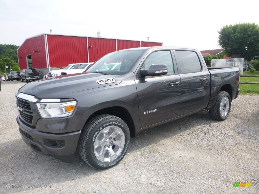 2019 1500 Big Horn Crew Cab 4x4 - Granite Crystal Metallic / Black photo #1