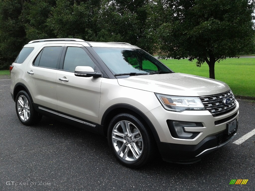 White Gold 2017 Ford Explorer Limited Exterior Photo #128583952