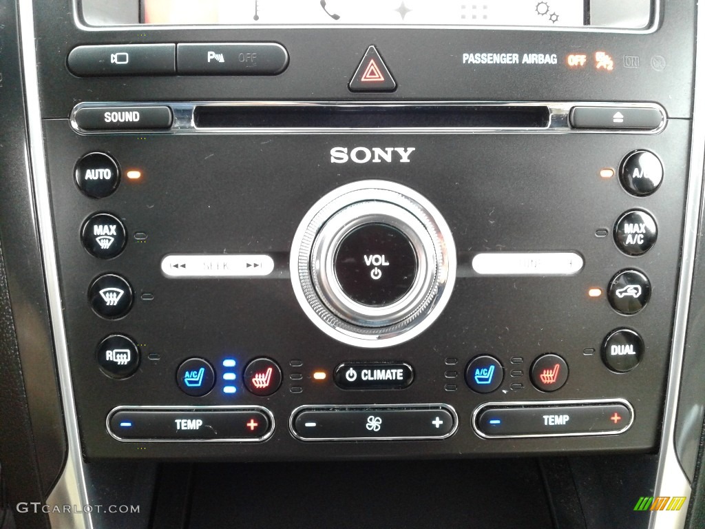 2017 Ford Explorer Limited Controls Photo #128584717