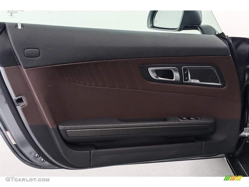 2018 Mercedes-Benz AMG GT Roadster Auburn Brown Door Panel Photo #128592780