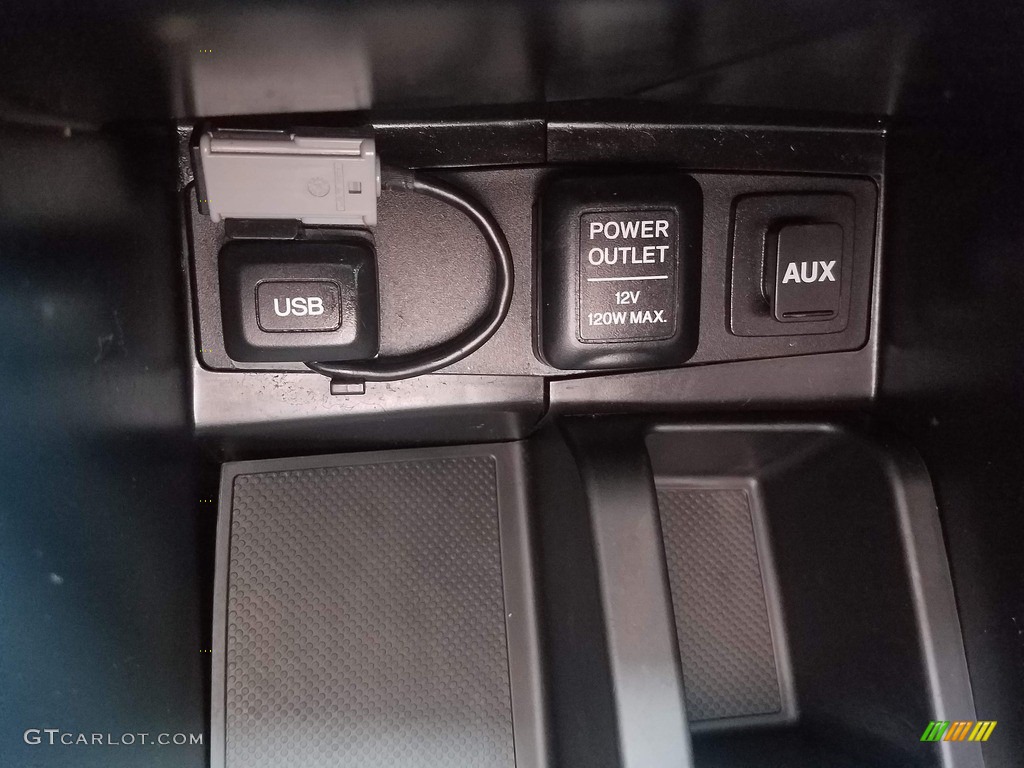 2012 CR-V LX - Crystal Black Pearl / Black photo #32