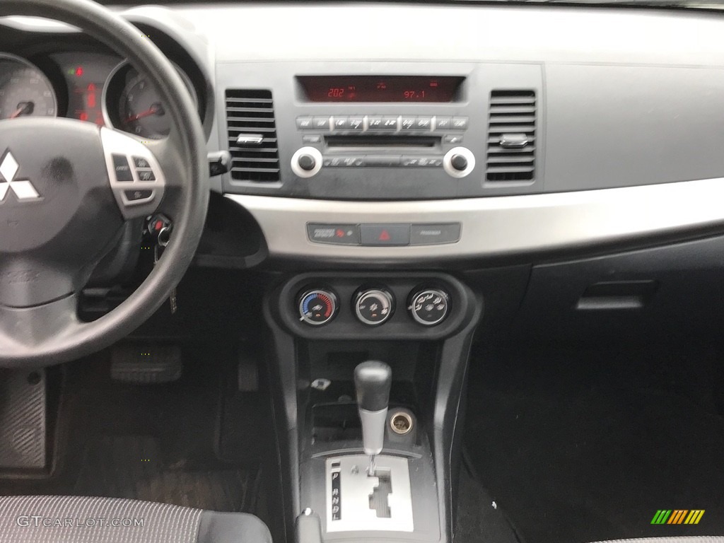 2009 Lancer ES - Apex Silver Metallic / Black photo #13
