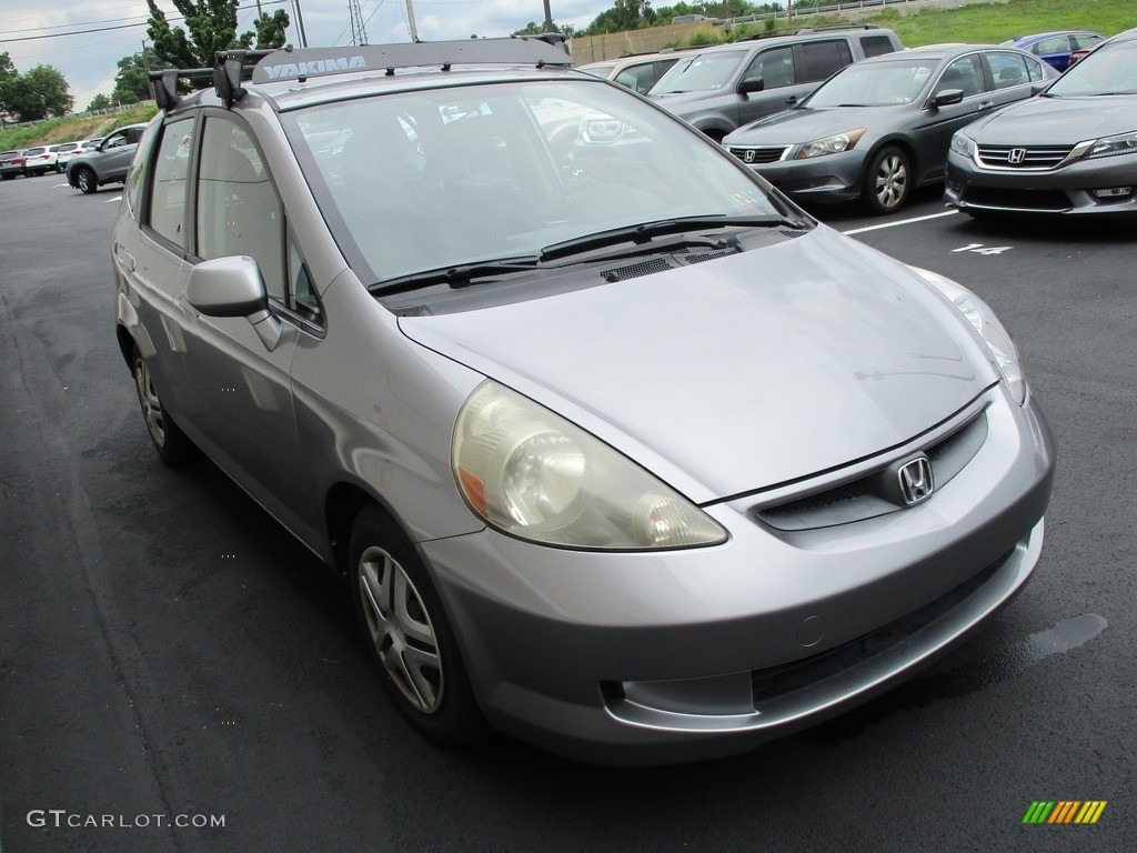 2008 Fit Hatchback - Storm Silver Metallic / Black/Grey photo #6