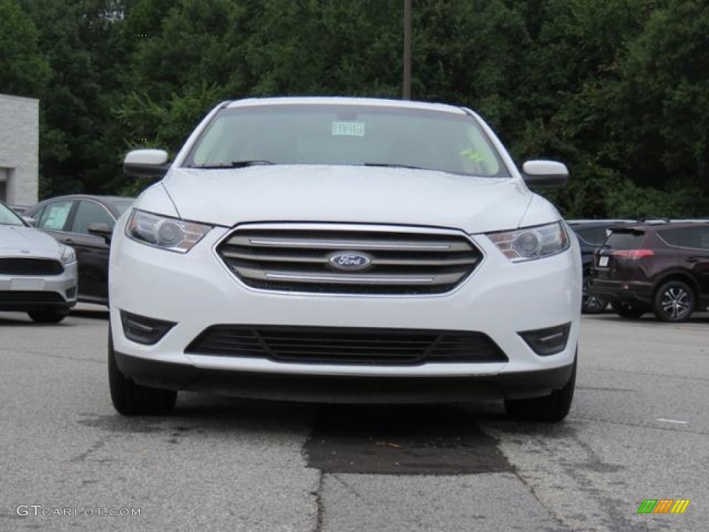 2018 Taurus SEL - Oxford White / Dune photo #2