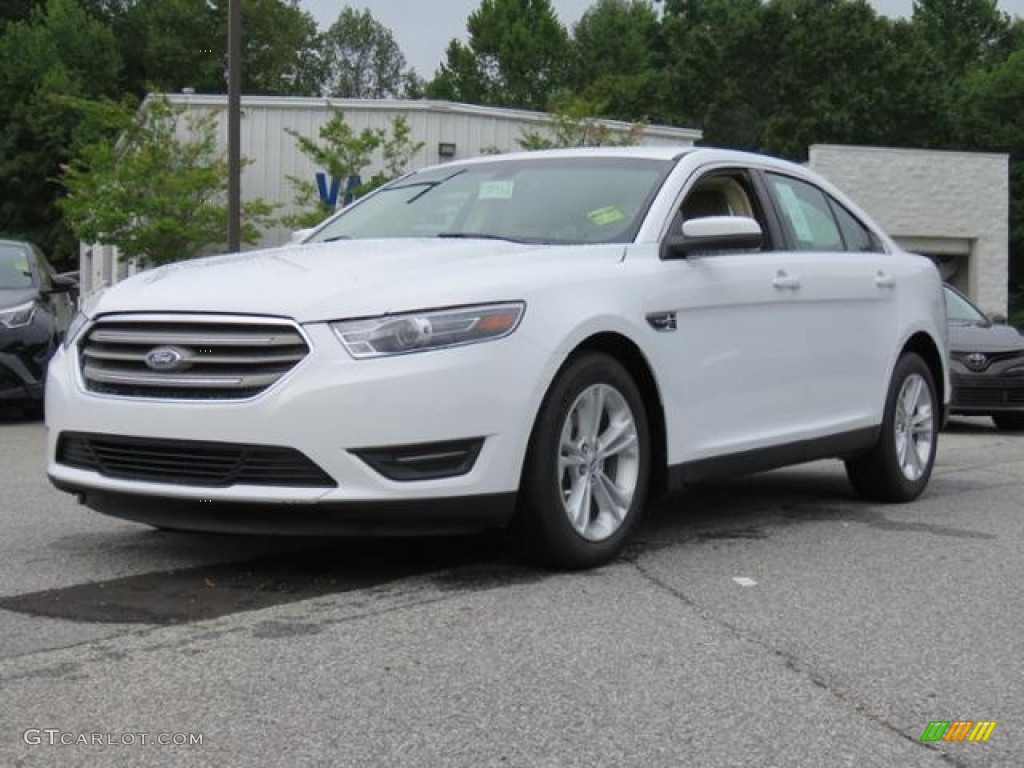 2018 Taurus SEL - Oxford White / Dune photo #3