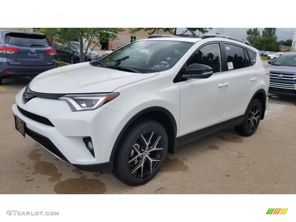 2018 RAV4 SE AWD - Super White / Black photo #1