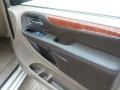 Cashmere/Sandstone Pearl - Town & Country Touring-L Photo No. 13