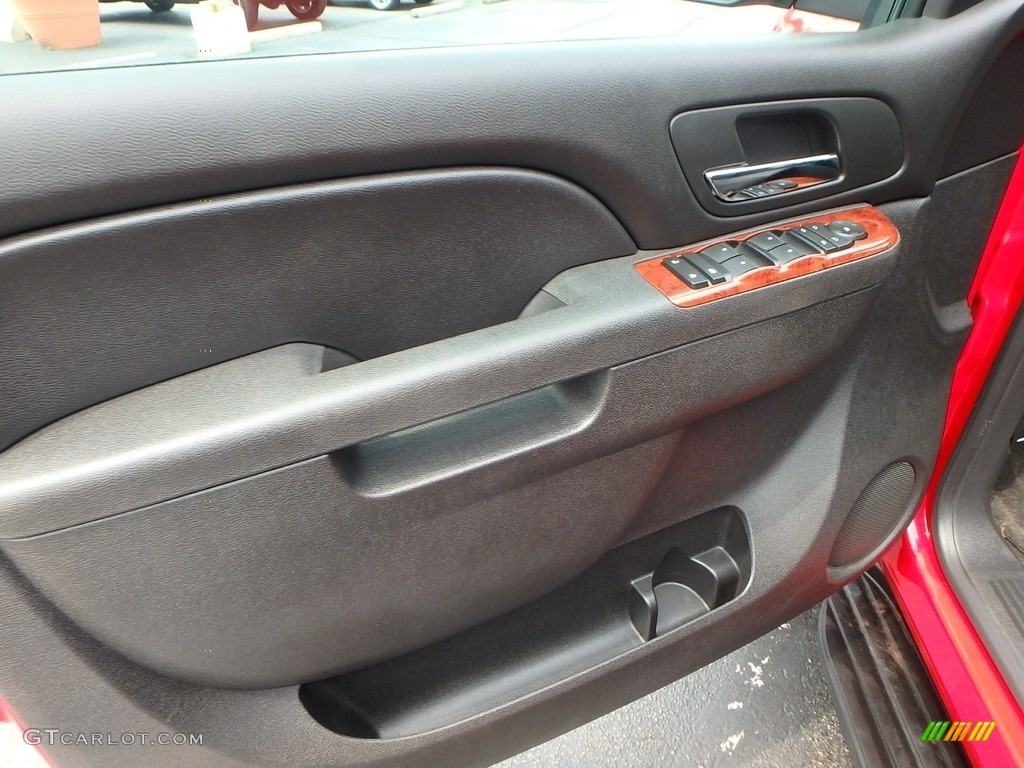 2012 Avalanche LS 4x4 - Victory Red / Ebony photo #24