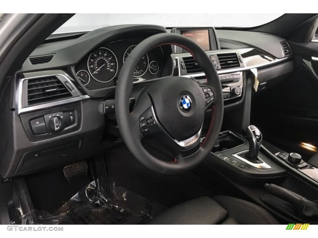 2018 3 Series 330i Sedan - Glacier Silver Metallic / Black photo #4