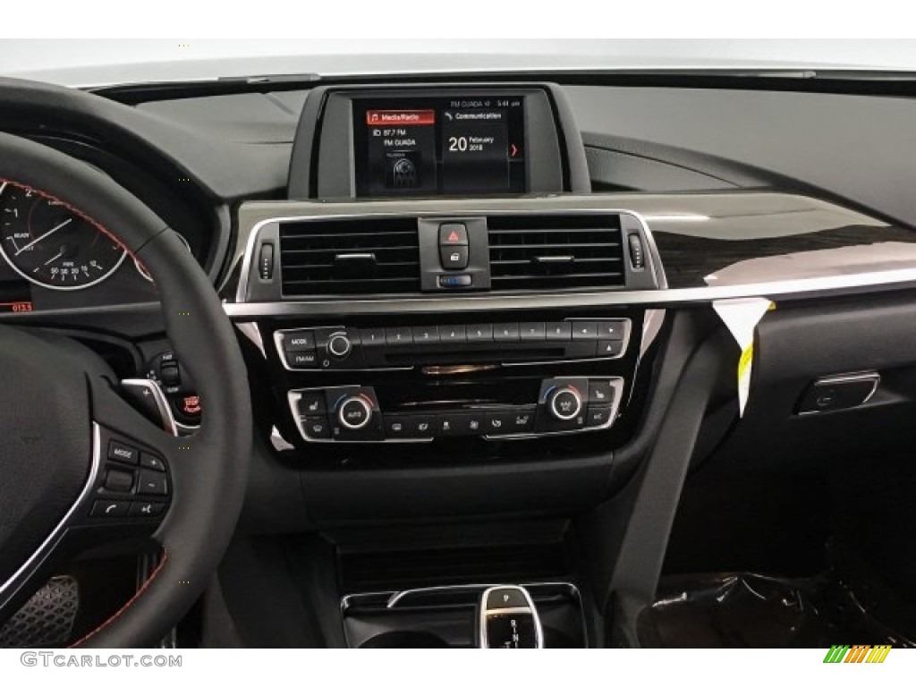 2018 3 Series 330i Sedan - Glacier Silver Metallic / Black photo #5