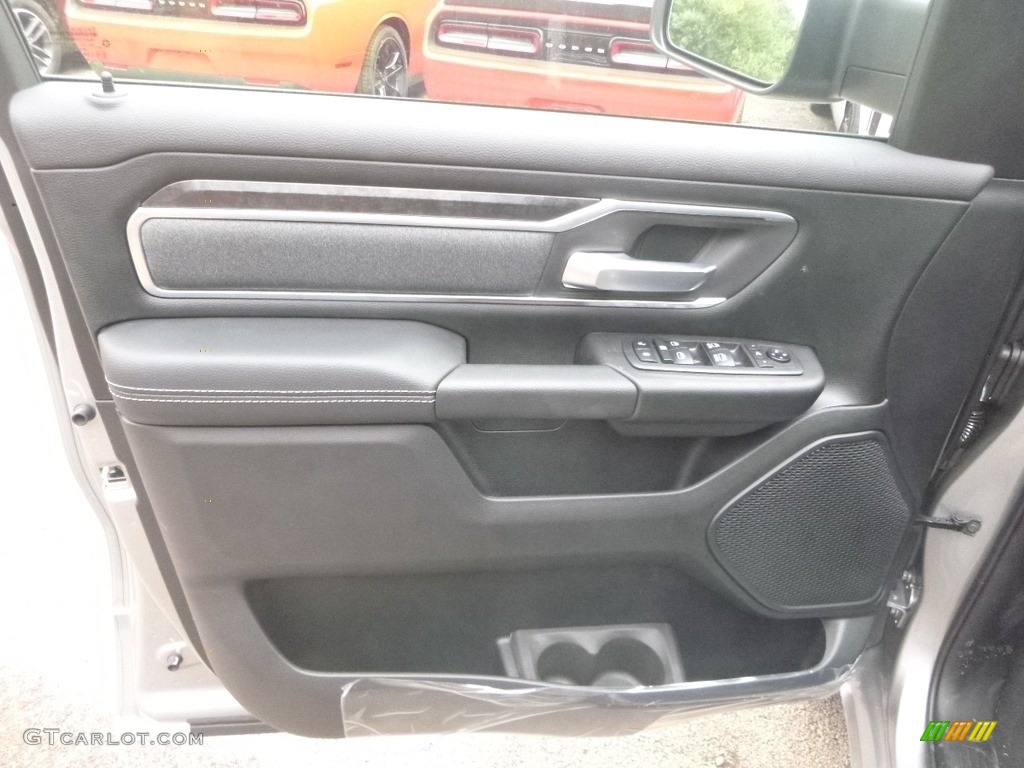 2019 Ram 1500 Big Horn Crew Cab 4x4 Black Door Panel Photo #128615919