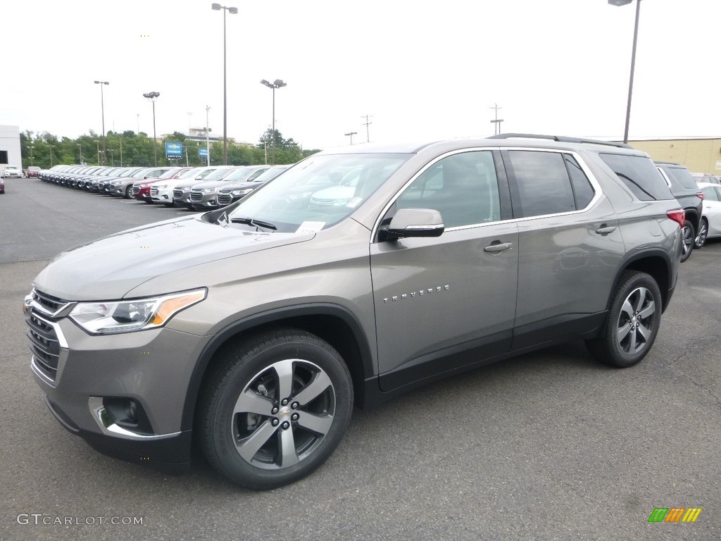 Pepperdust Metallic 2019 Chevrolet Traverse LT AWD Exterior Photo #128619294