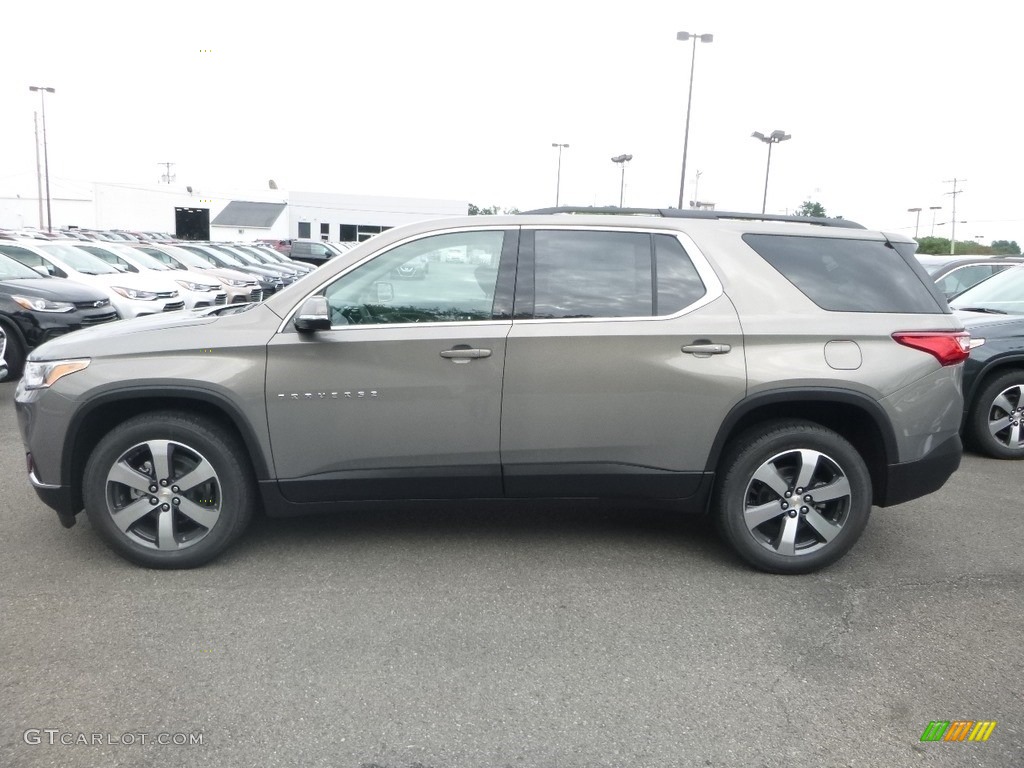 Pepperdust Metallic 2019 Chevrolet Traverse LT AWD Exterior Photo #128619315