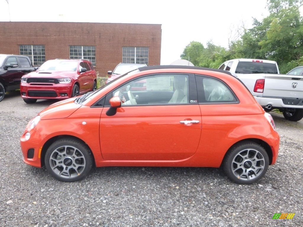 Luminosa Orange 2018 Fiat 500 Pop Cabrio Exterior Photo #128624349