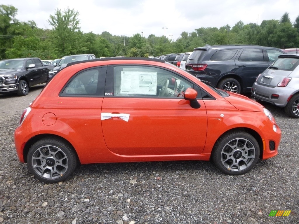 Luminosa Orange 2018 Fiat 500 Pop Cabrio Exterior Photo #128624451