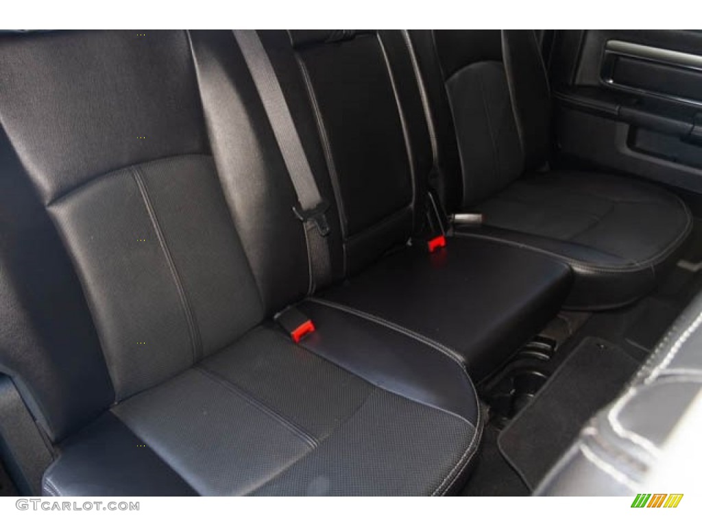 2018 1500 Night Crew Cab 4x4 - Granite Crystal Metallic / Black photo #24
