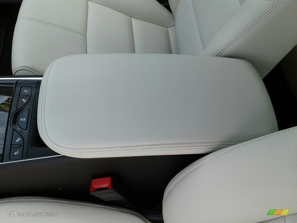 2019 Impala LT - Pepperdust Metallic / Jet Black/­Light Wheat photo #18
