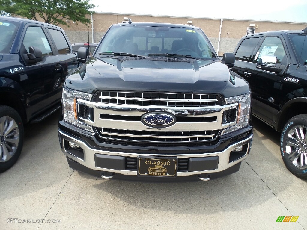 2018 F150 XLT SuperCab 4x4 - Shadow Black / Earth Gray photo #2