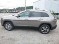 2019 Light Brownstone Pearl Jeep Cherokee Limited 4x4  photo #2