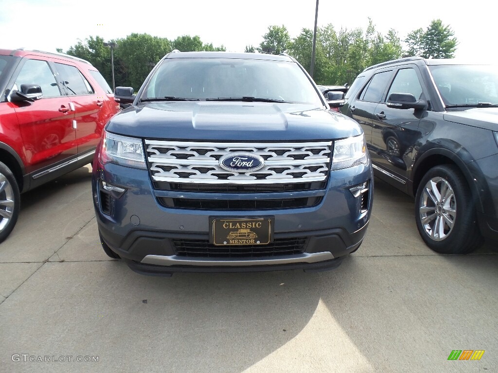 2018 Explorer XLT 4WD - Blue Metallic / Ebony Black photo #2