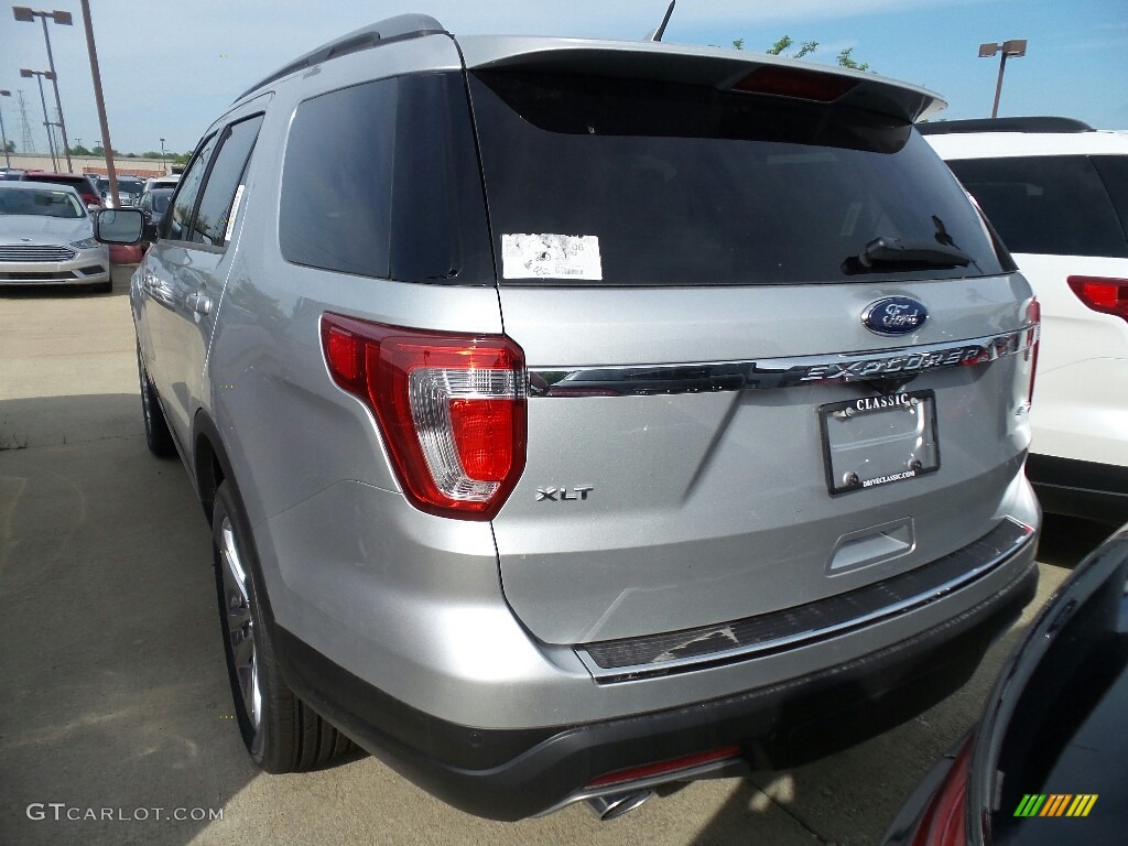 2018 Explorer XLT 4WD - Ingot Silver / Ebony Black photo #3