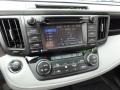 Super White - RAV4 XLE AWD Photo No. 17