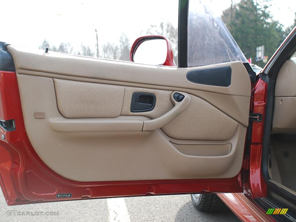 2001 Z3 2.5i Roadster - Siena Red Metallic / Beige photo #22