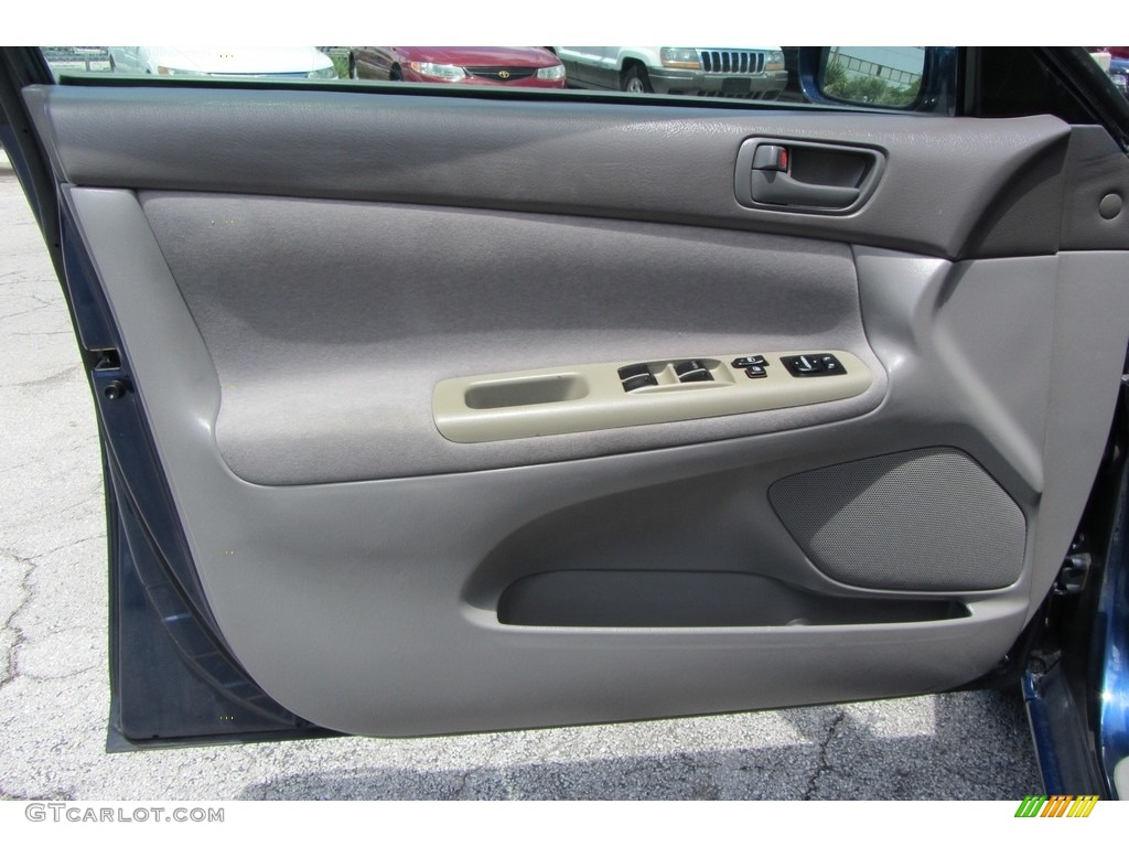 2002 Camry LE - Catalina Blue Metallic / Stone photo #9