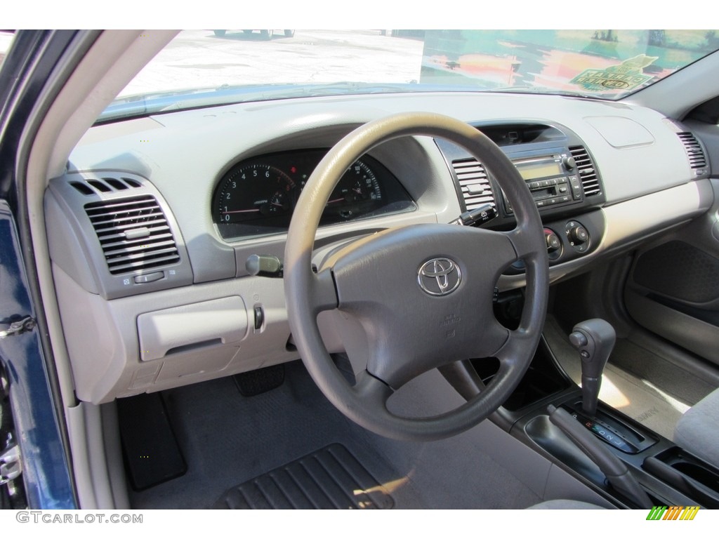 2002 Camry LE - Catalina Blue Metallic / Stone photo #10
