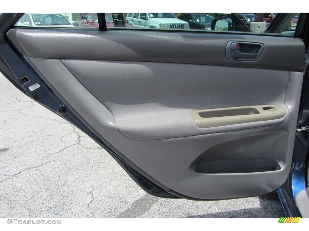 2002 Camry LE - Catalina Blue Metallic / Stone photo #13