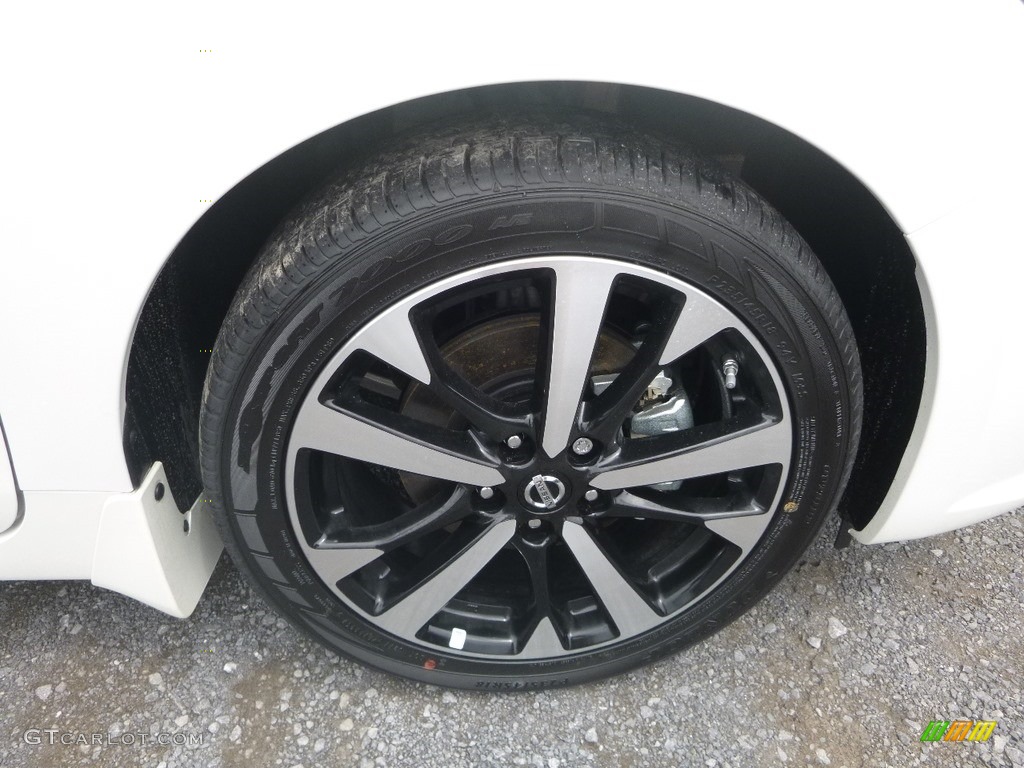 2018 Altima 2.5 SR - Pearl White / Charcoal photo #2
