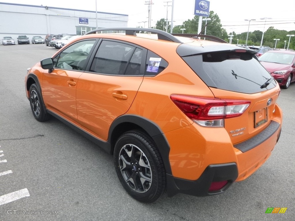 2019 Crosstrek 2.0i - Sunshine Orange / Gray photo #6
